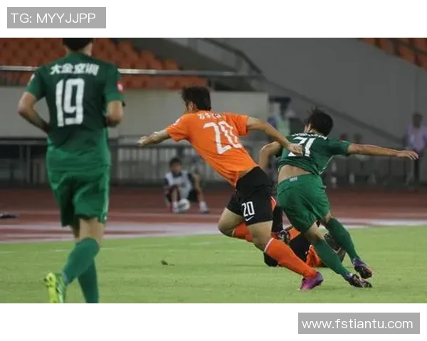 杭州足球队与武汉足球队实力对比赛后分析与总结