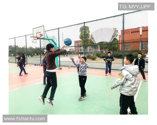 篮球新手必看:轻松掌握团队协作技巧的全面指南 篮球新手必看:轻松掌握团队协作技巧的全面指南