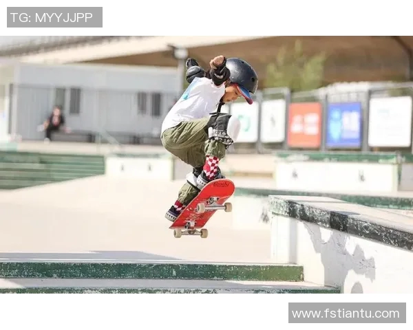 南京滑板队的节奏探秘：滑板文化与城市活力的深度交融